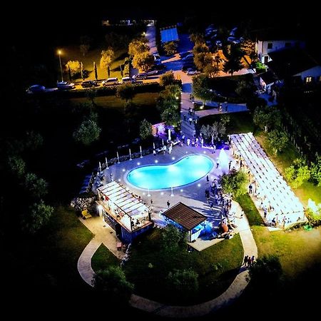 Agriturismo Il Castagneto パドゥーラ エクステリア 写真