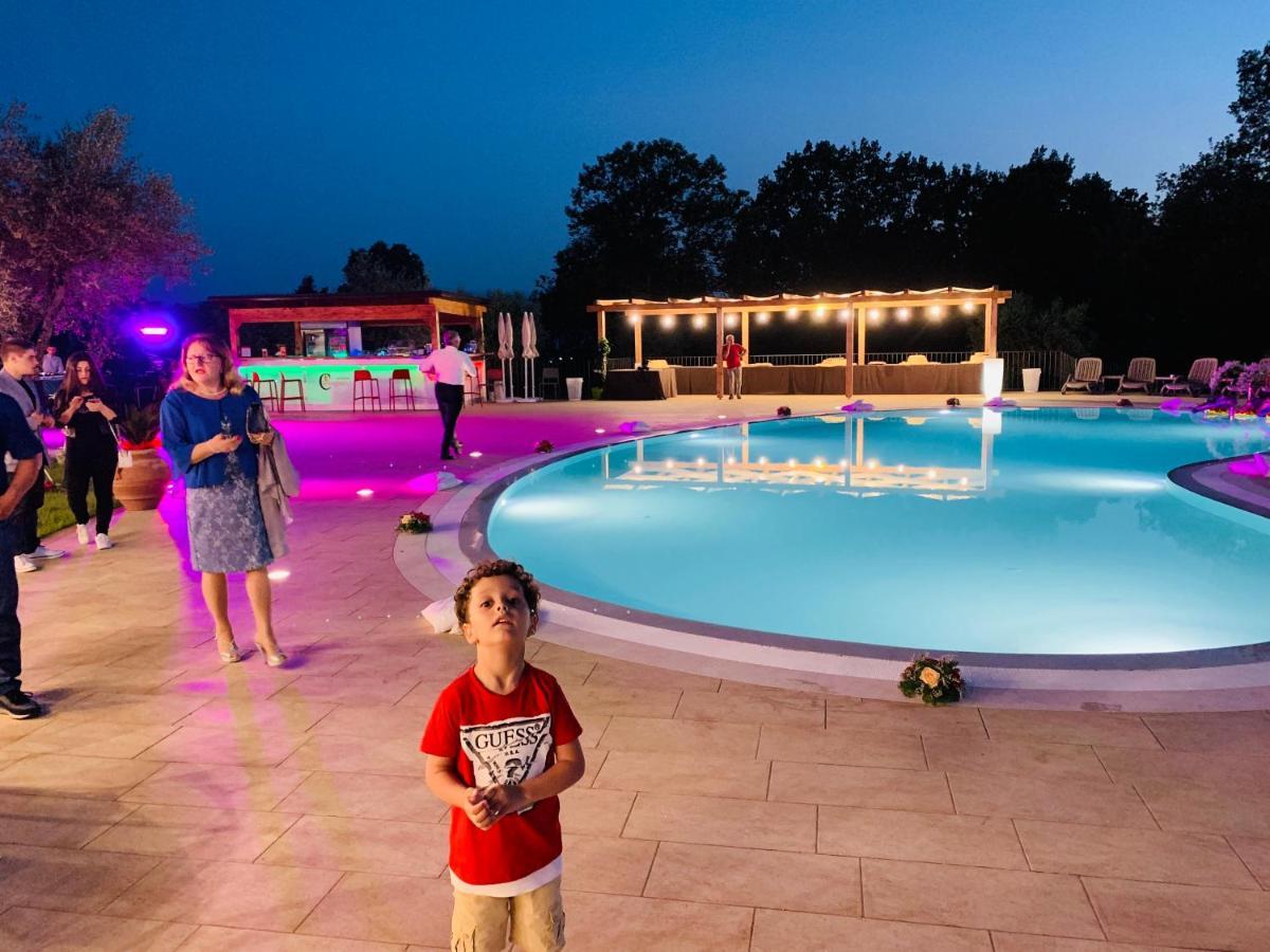 Agriturismo Il Castagneto パドゥーラ エクステリア 写真