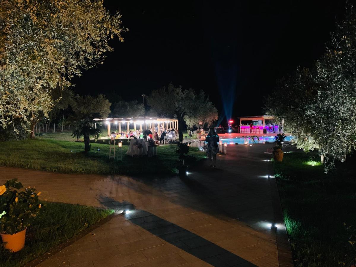 Agriturismo Il Castagneto パドゥーラ エクステリア 写真