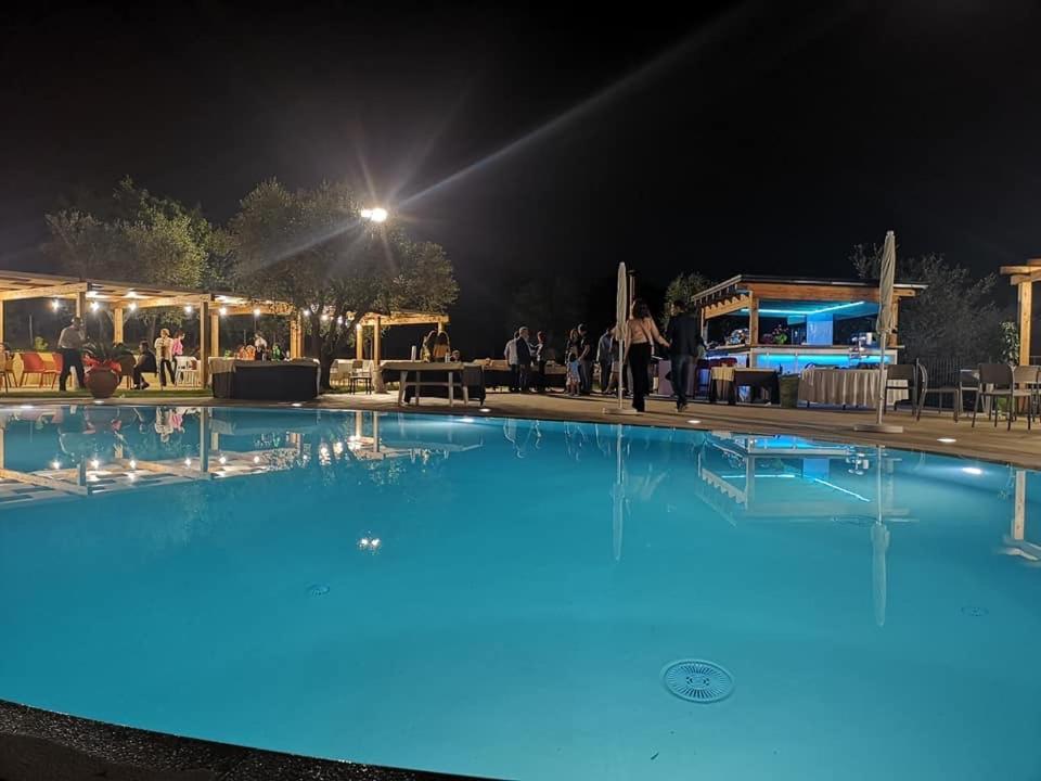 Agriturismo Il Castagneto パドゥーラ エクステリア 写真