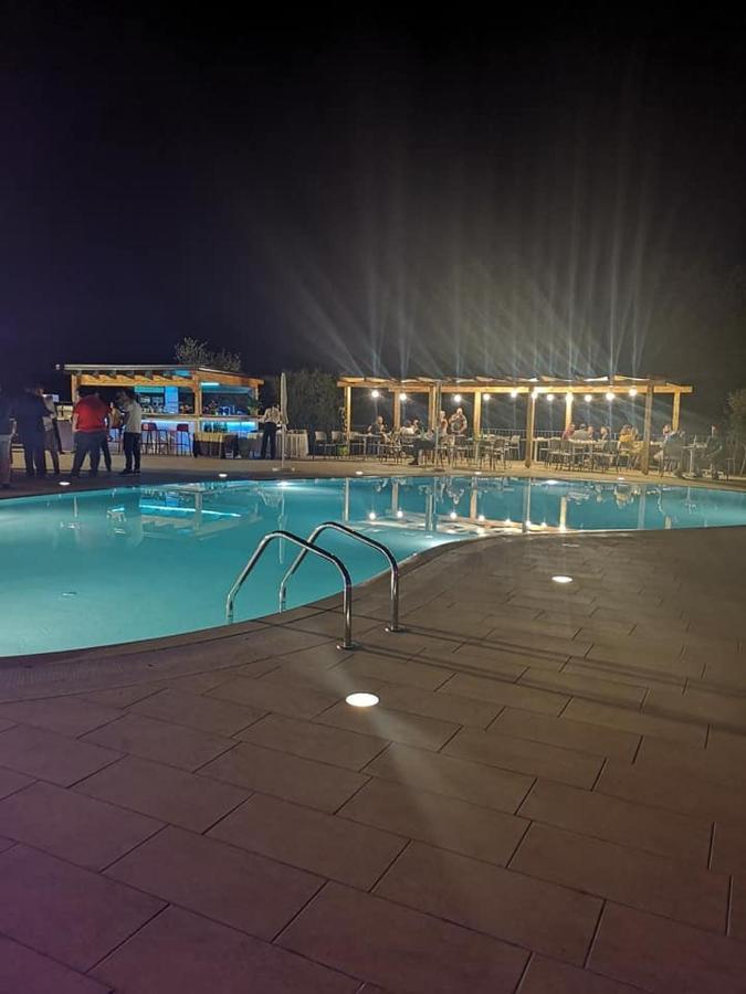 Agriturismo Il Castagneto パドゥーラ エクステリア 写真