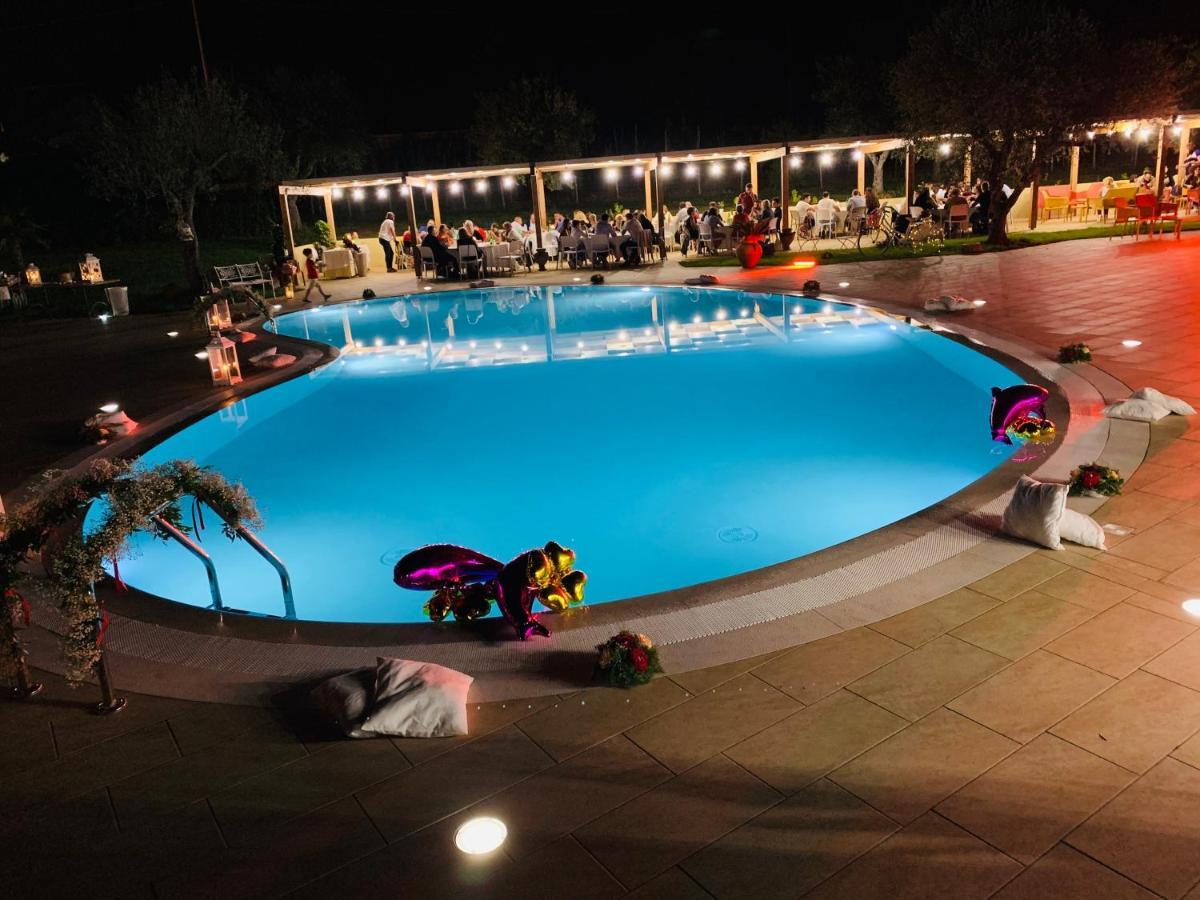 Agriturismo Il Castagneto パドゥーラ エクステリア 写真