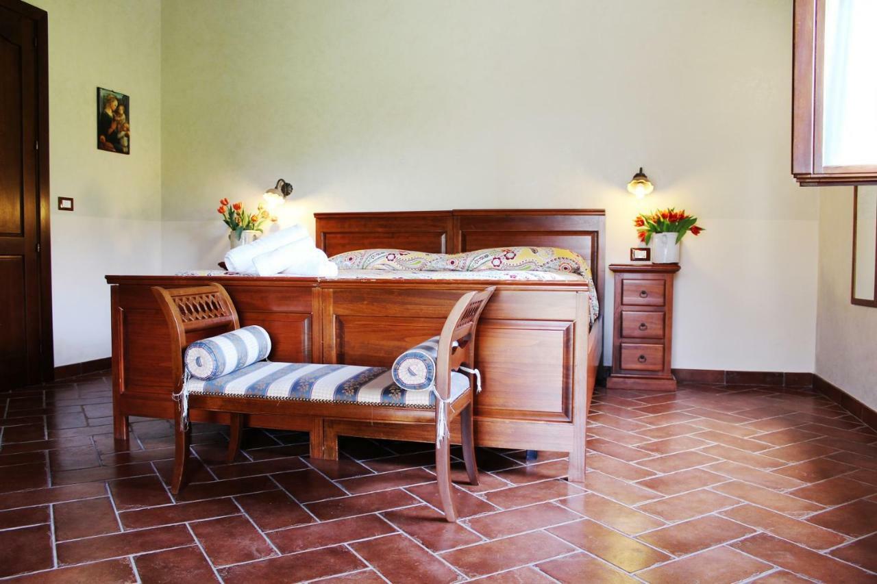 Agriturismo Il Castagneto パドゥーラ エクステリア 写真