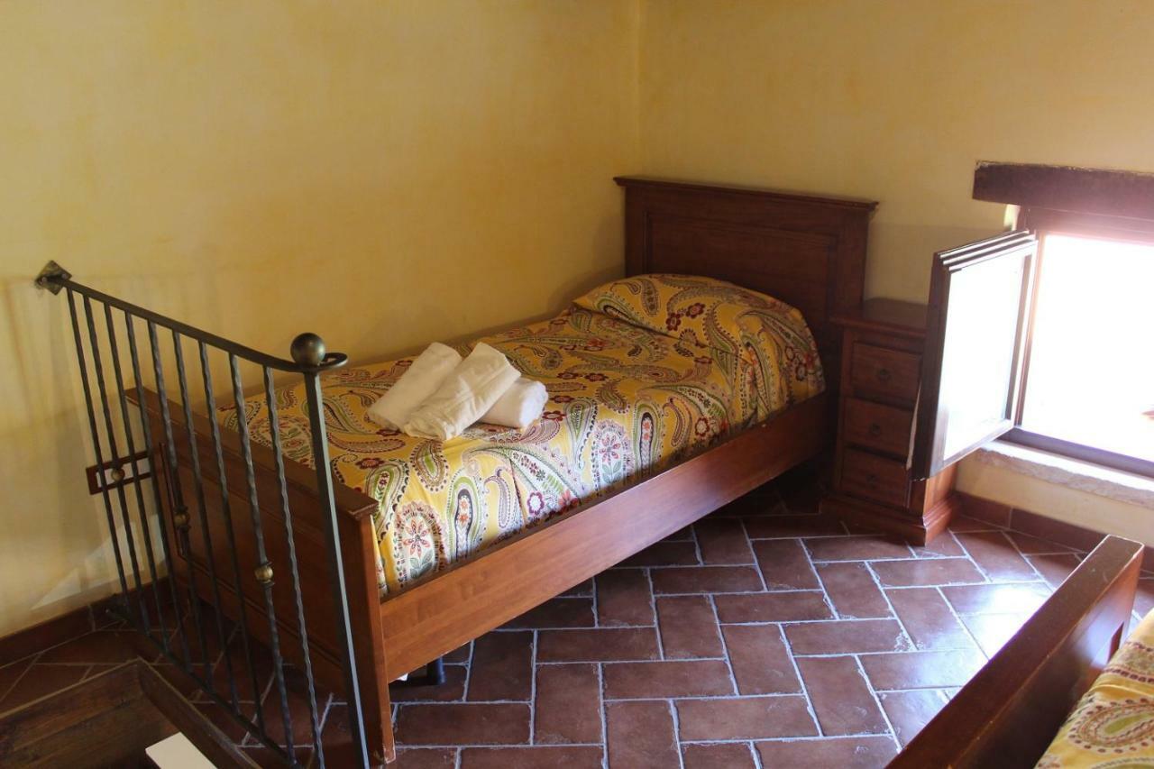 Agriturismo Il Castagneto パドゥーラ エクステリア 写真