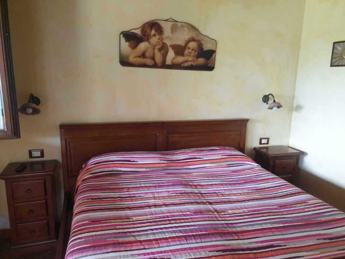 Agriturismo Il Castagneto パドゥーラ エクステリア 写真